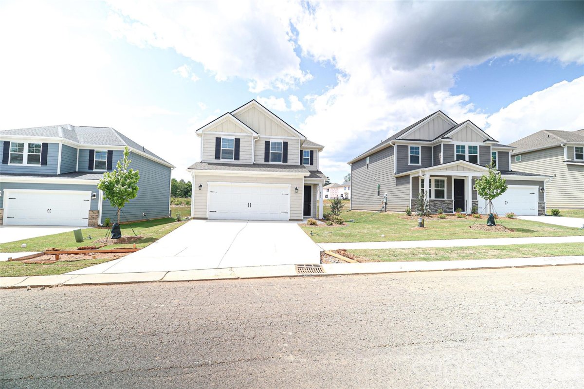 4999 Twin River Drive