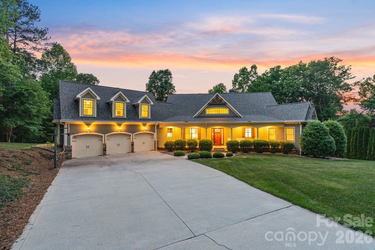 2243 Whiterock Court