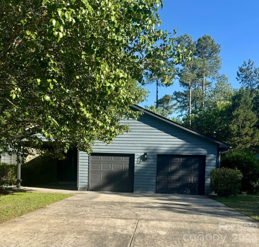 11209 Snapfinger Drive