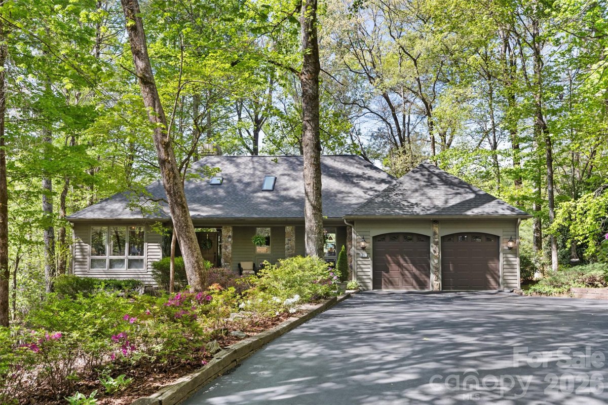 21 Laurel Wood Court
