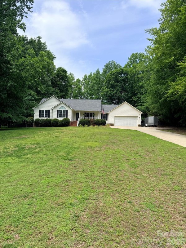255 Tanager Drive