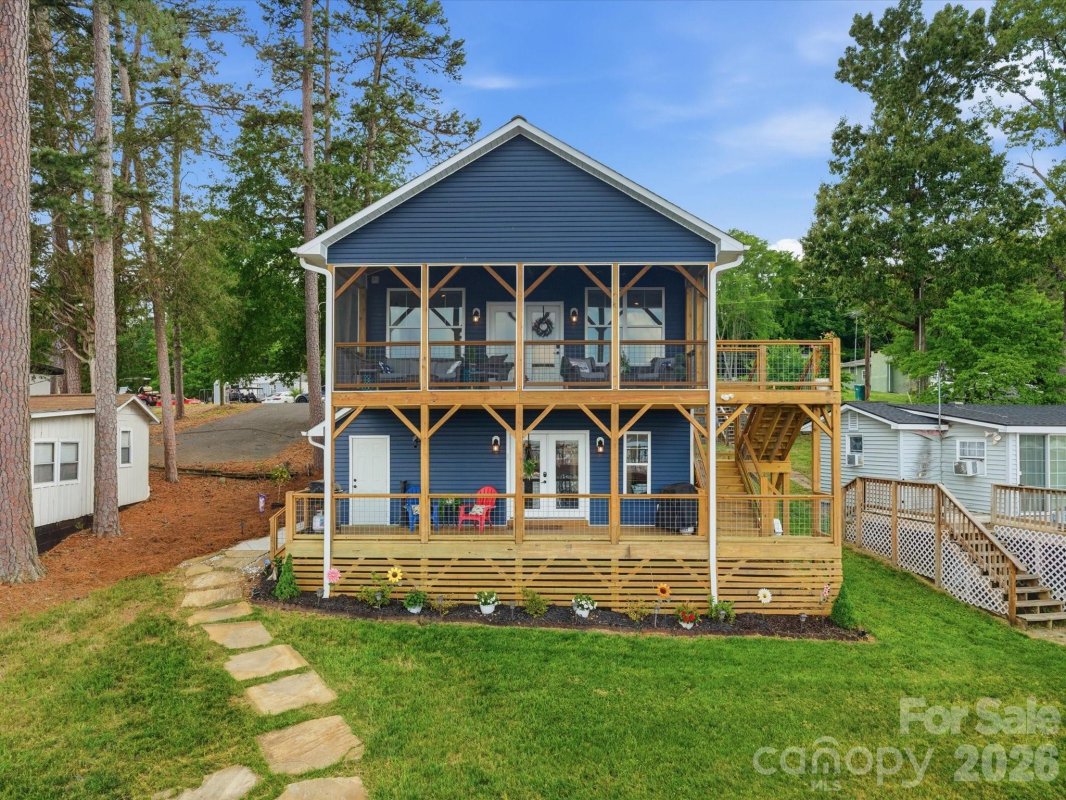 562 Lake Head Road