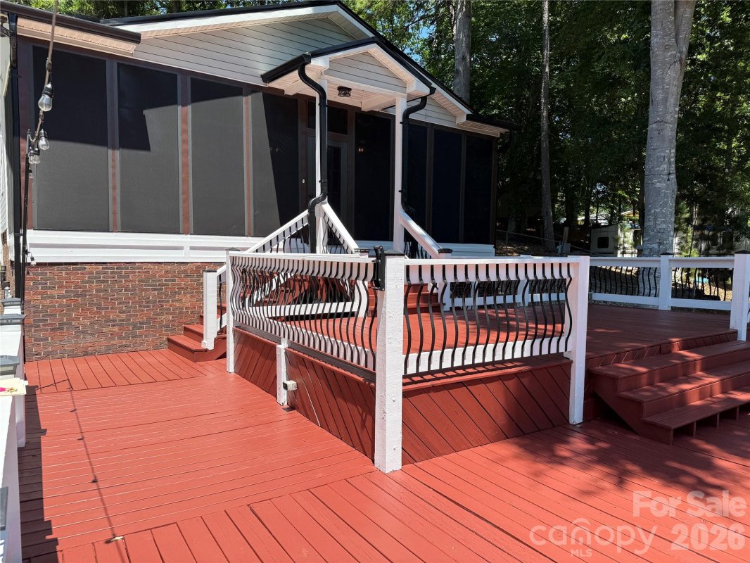 278 280 Lake Tillery Trail