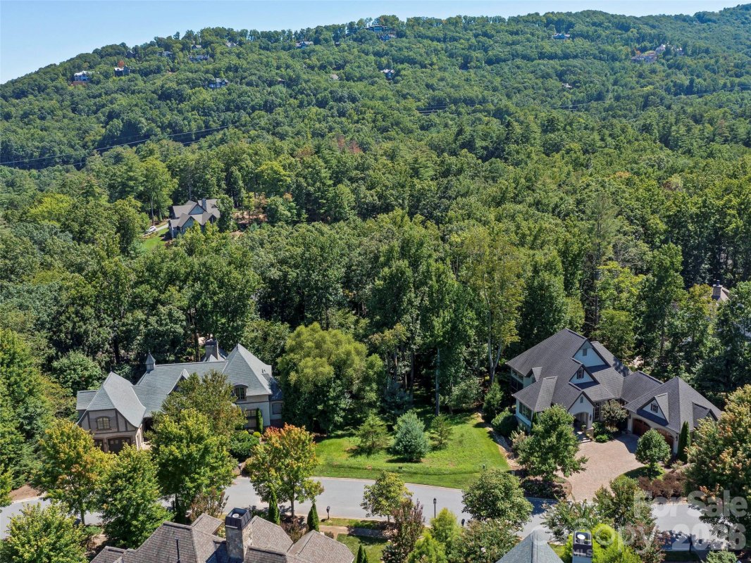 19 Mountain Orchid Way