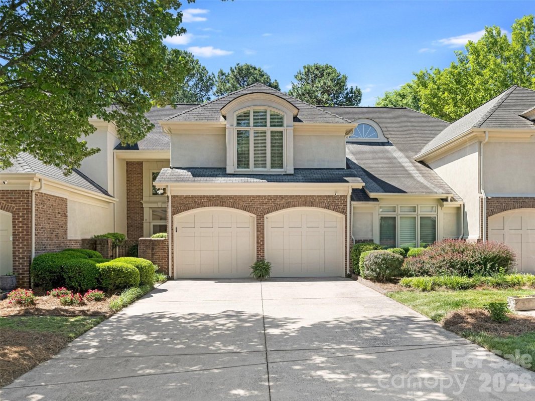8952 Challis Hill Lane