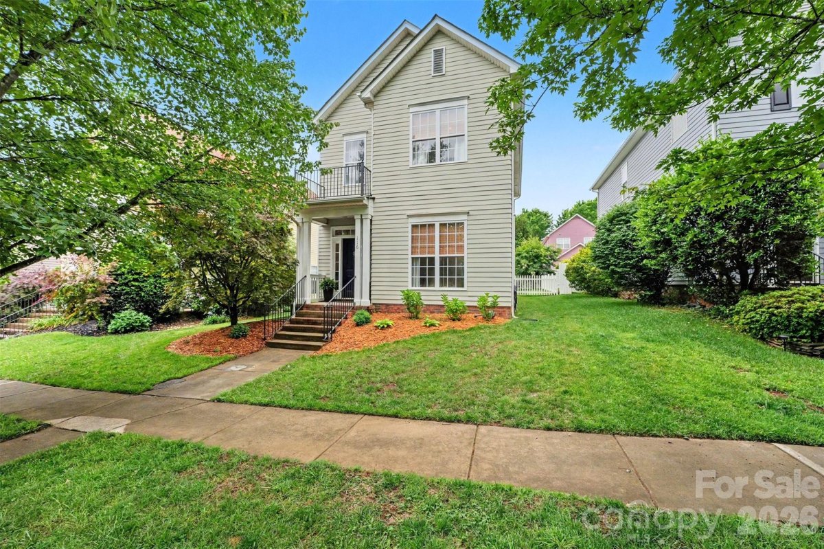 116 E Decatur Avenue