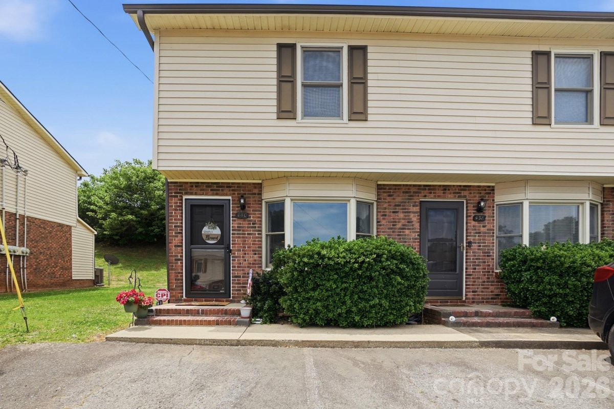 440 Stoneycreek Lane