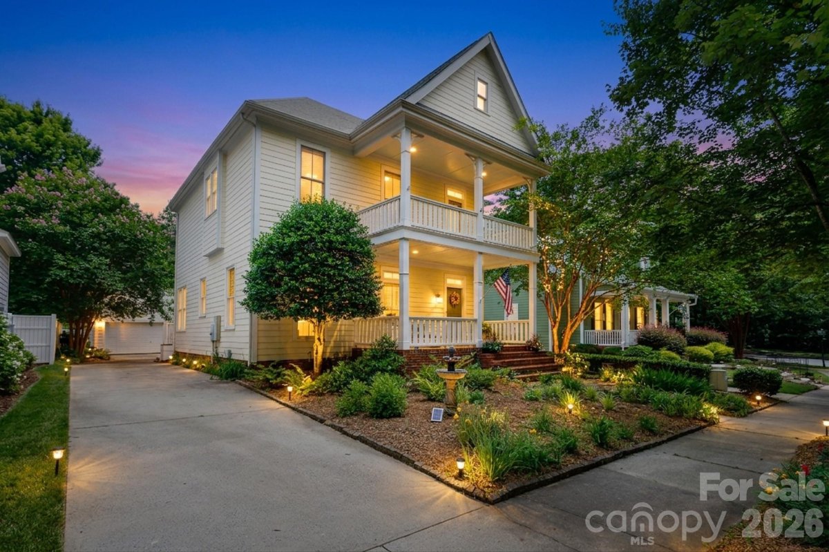 1308 Barnett Woods