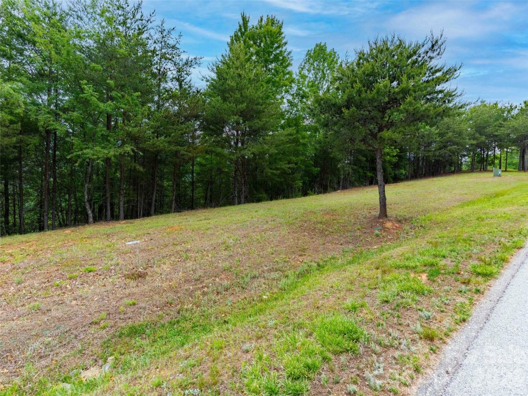 38 Deep Gap Farm Road