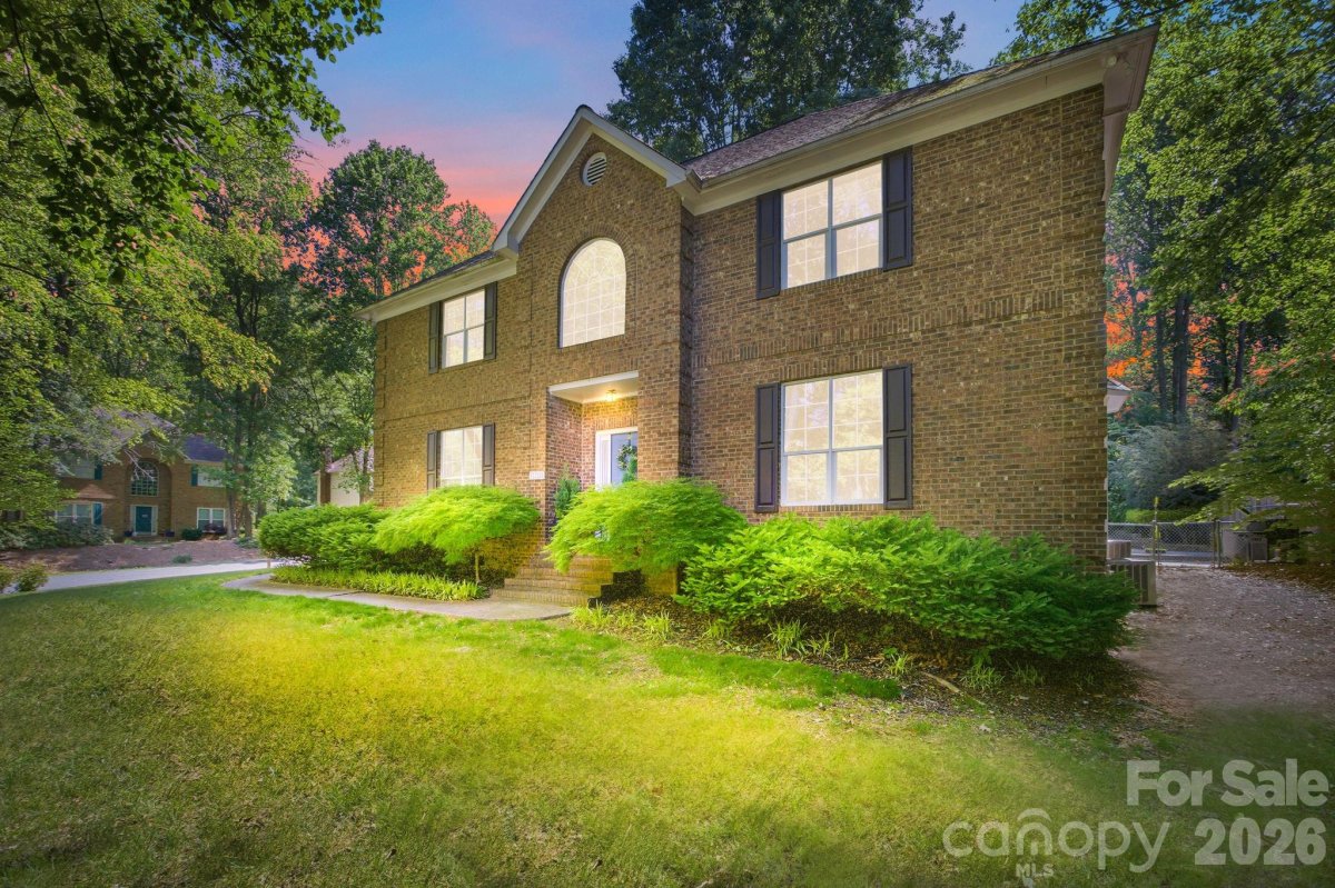 1332 Timberlane Terrace
