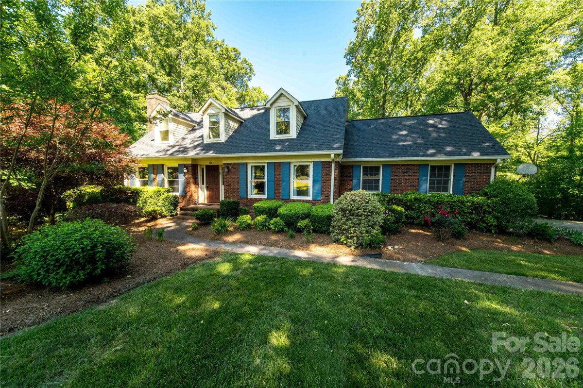 120 Regency Road