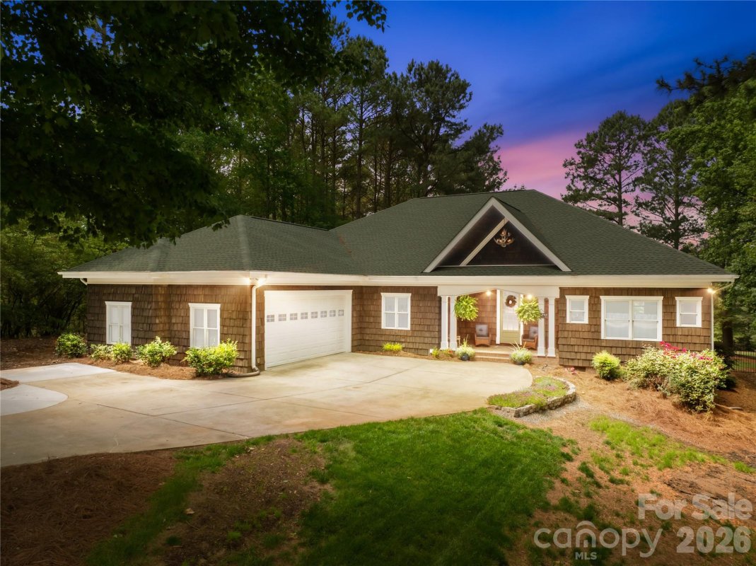 1483 Baltusrol Drive