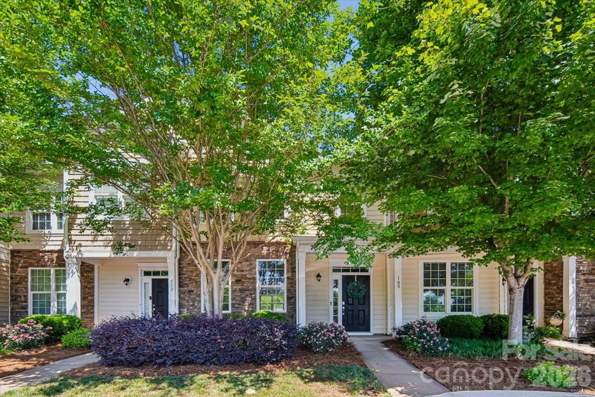 108 Prairie View Court