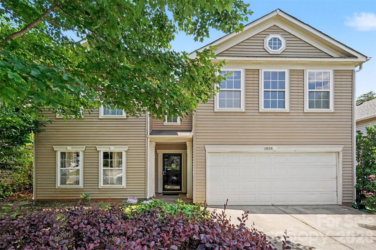 13933 Pinyon Pine Lane