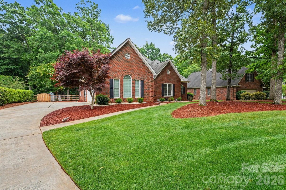 1320 Mill Race Lane