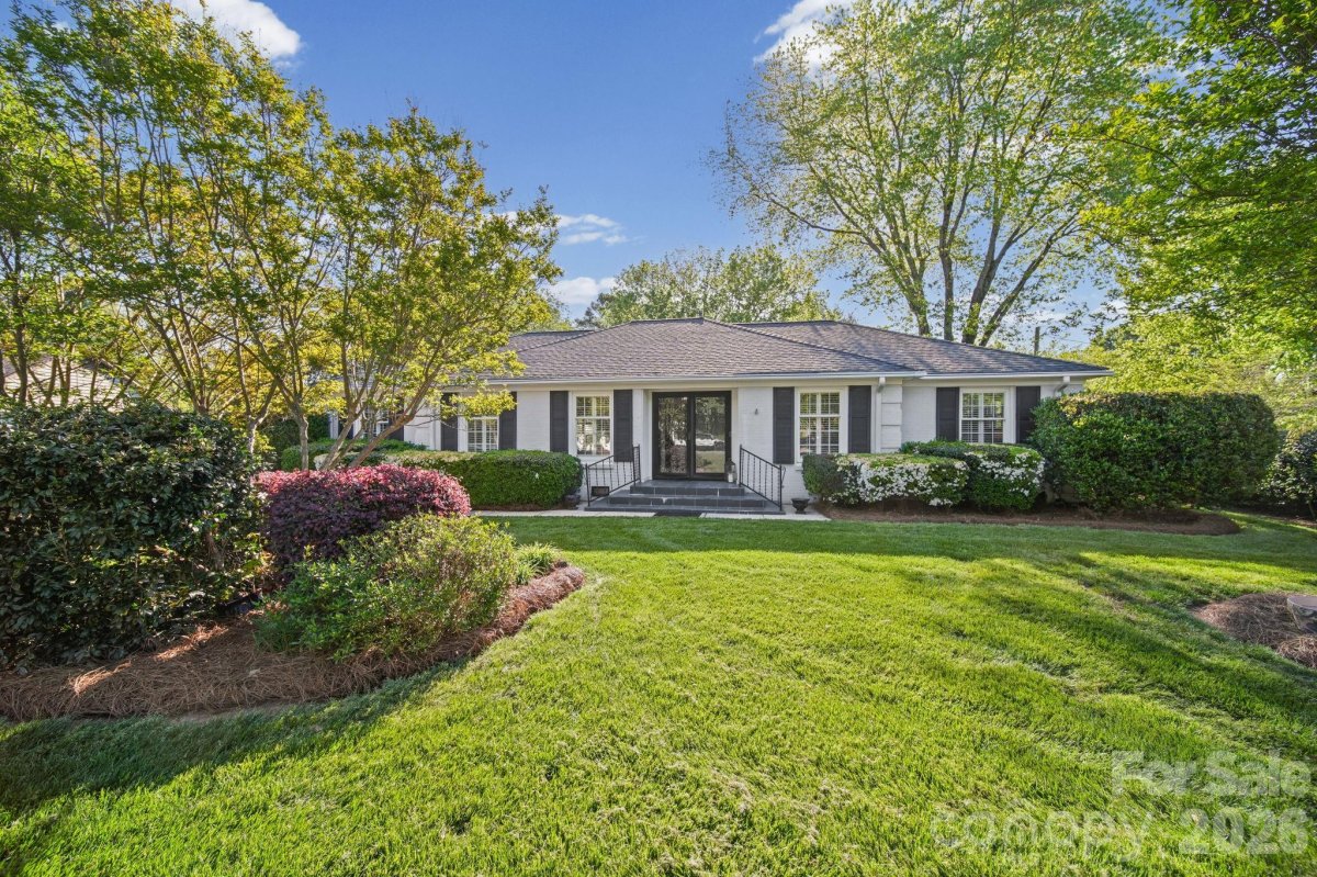 13539 Four Oaks Lane