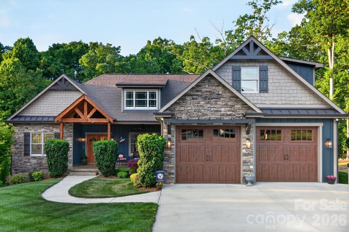 116 Maplewood Court
