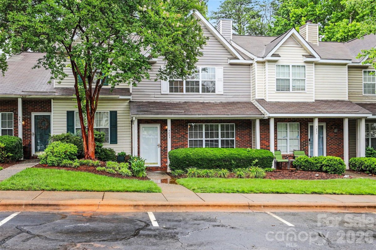 5833 Cougar Lane
