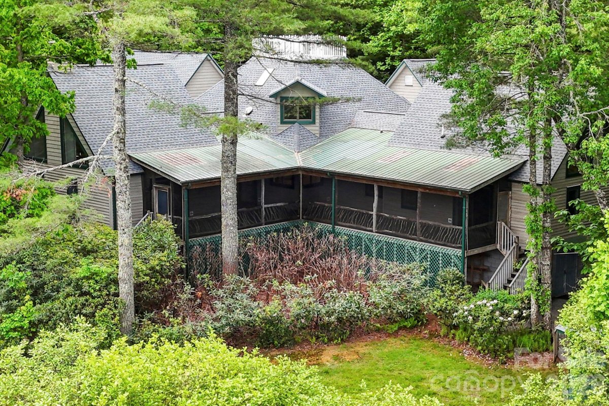 1592 Eagle Lake Drive