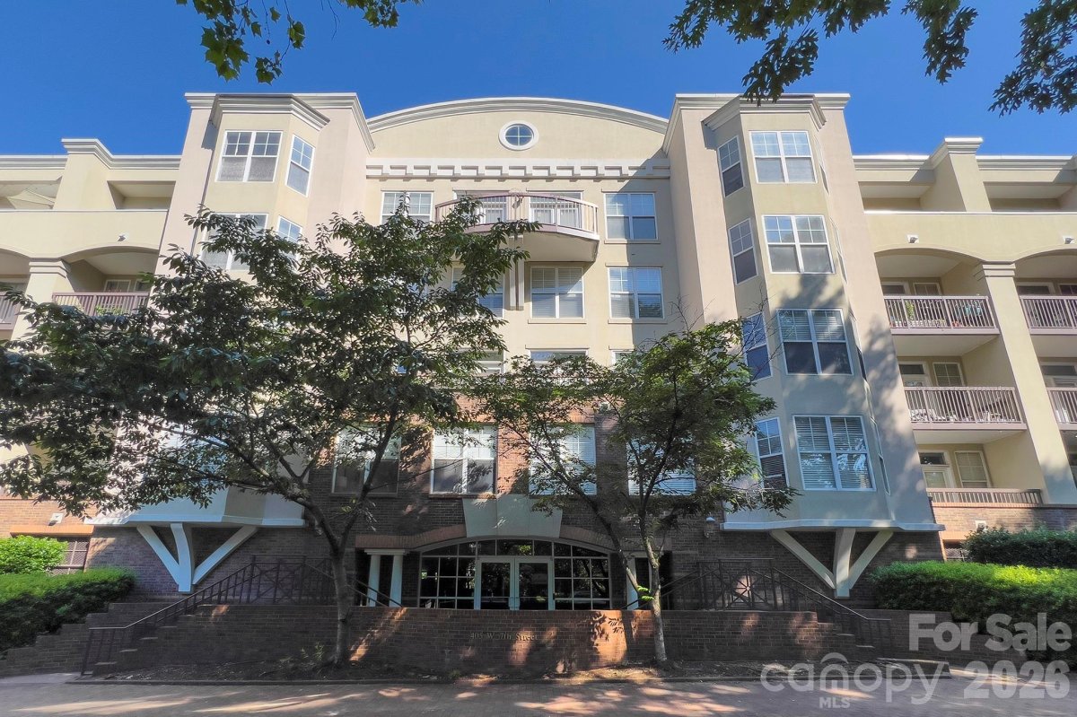 405 W 7th Street