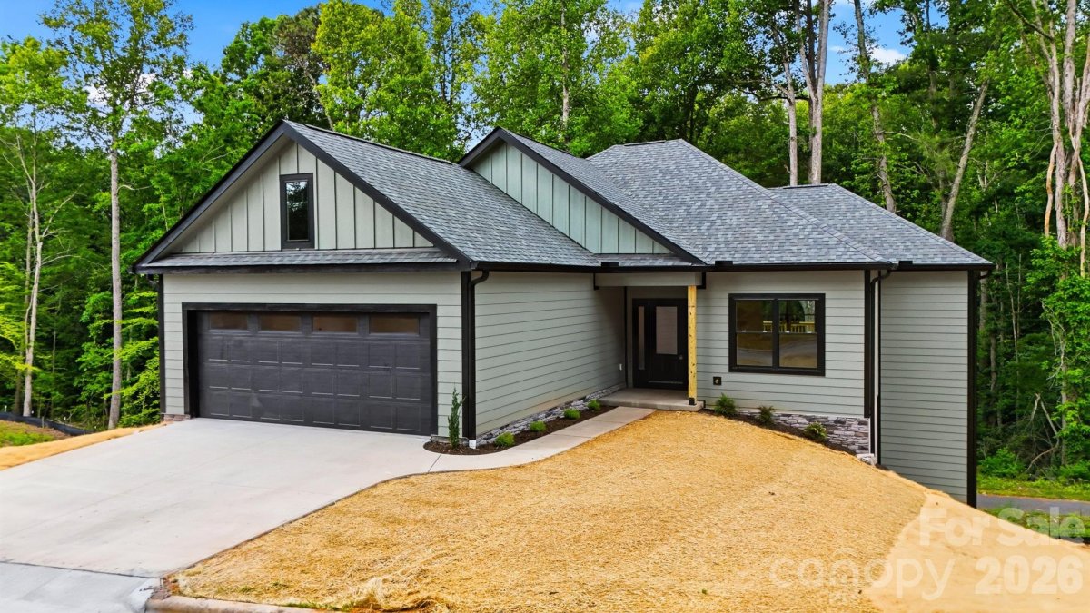 414 Scarlett Oak Court