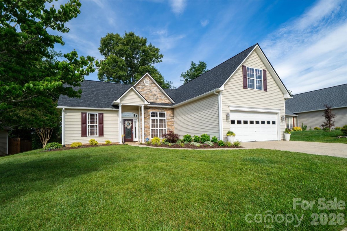 136 Cottage Ridge Road
