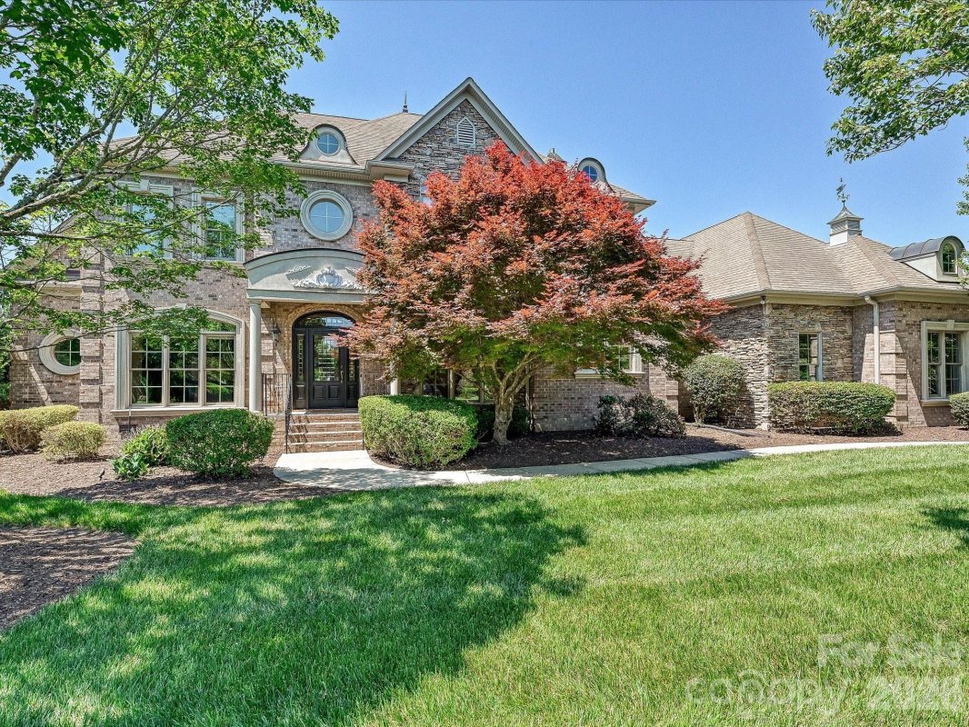 1208 Venetian Way Drive