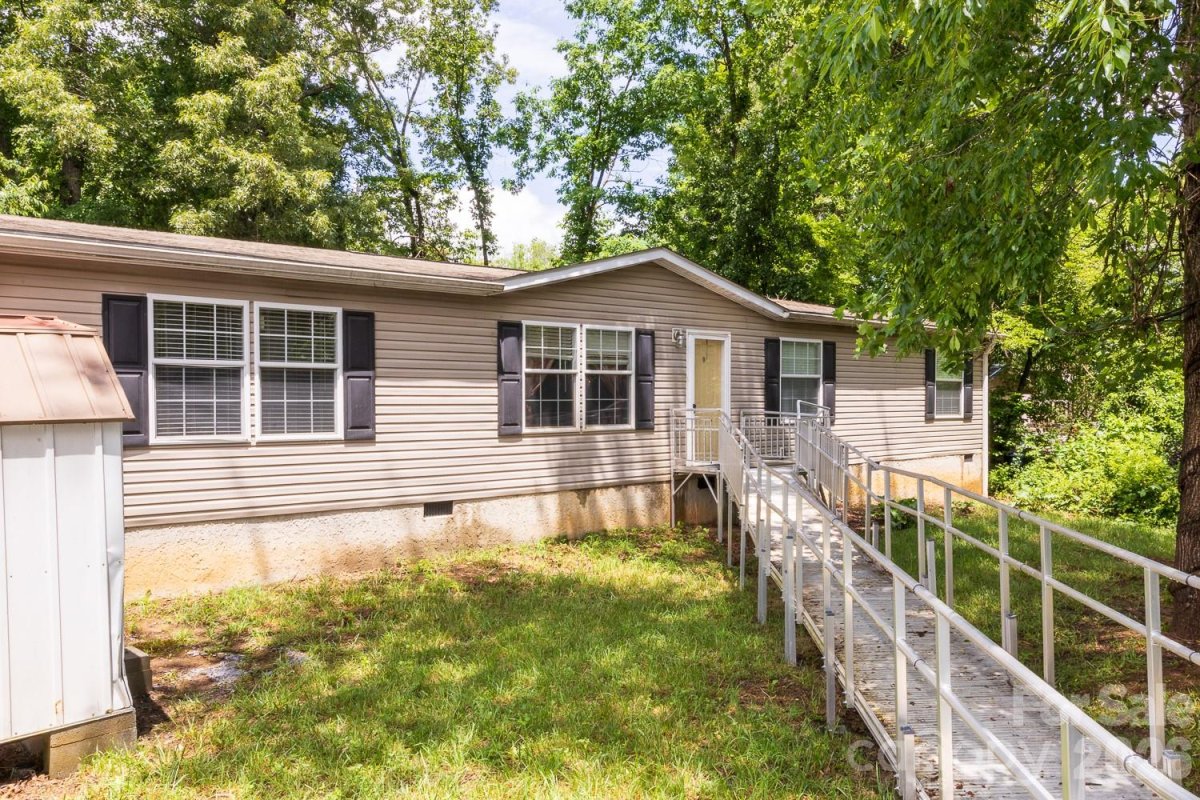 22 Hazelwood Road