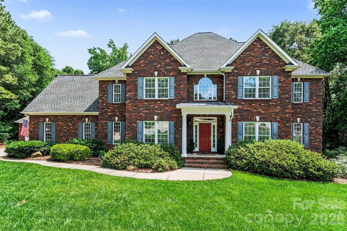 1233 Silver Arrow Court
