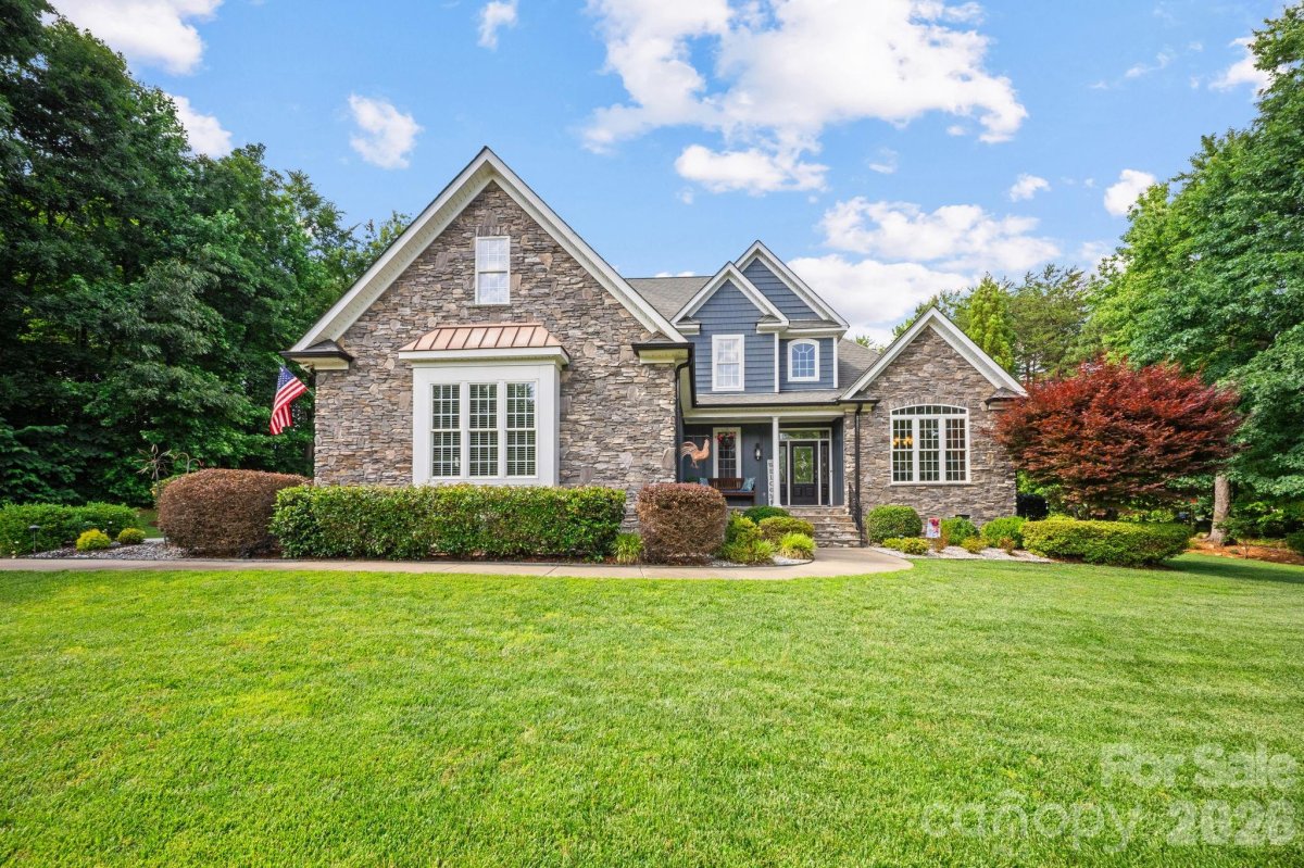 1311 Oak Grove Lane