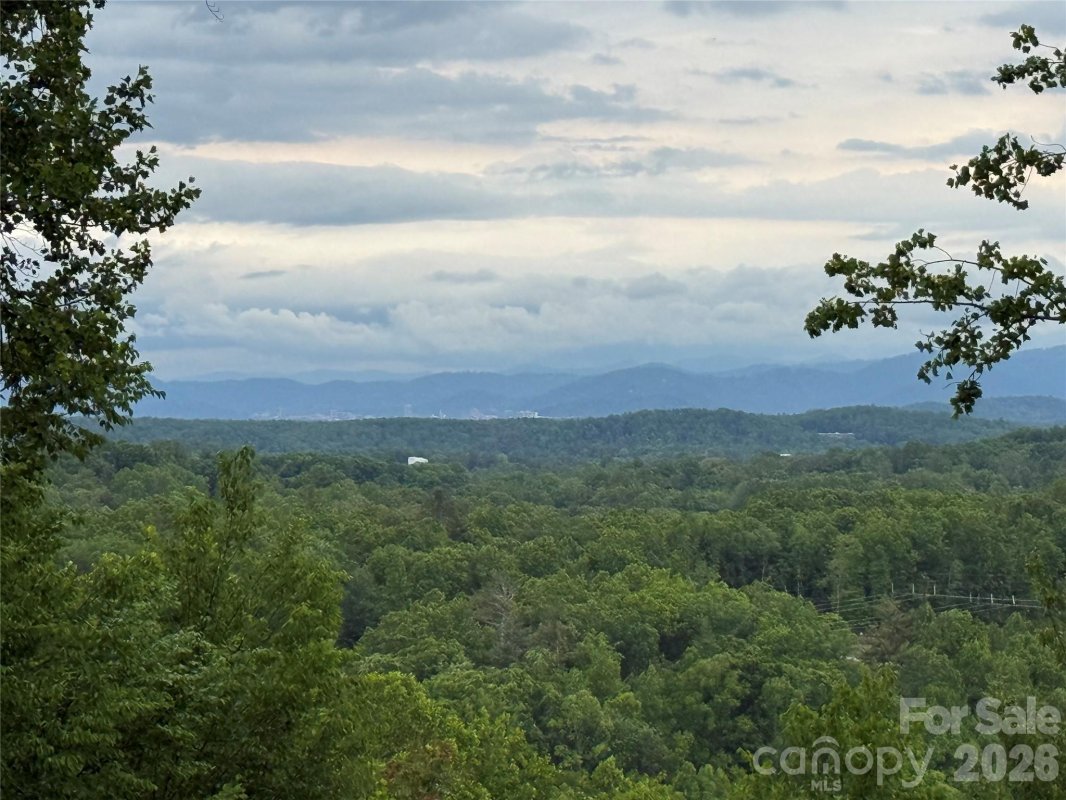 16 Ridge Pine Trail