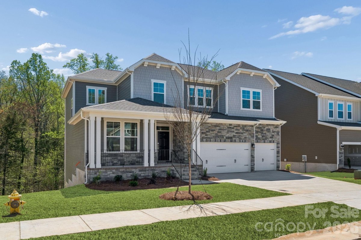 204 E Warfield Drive