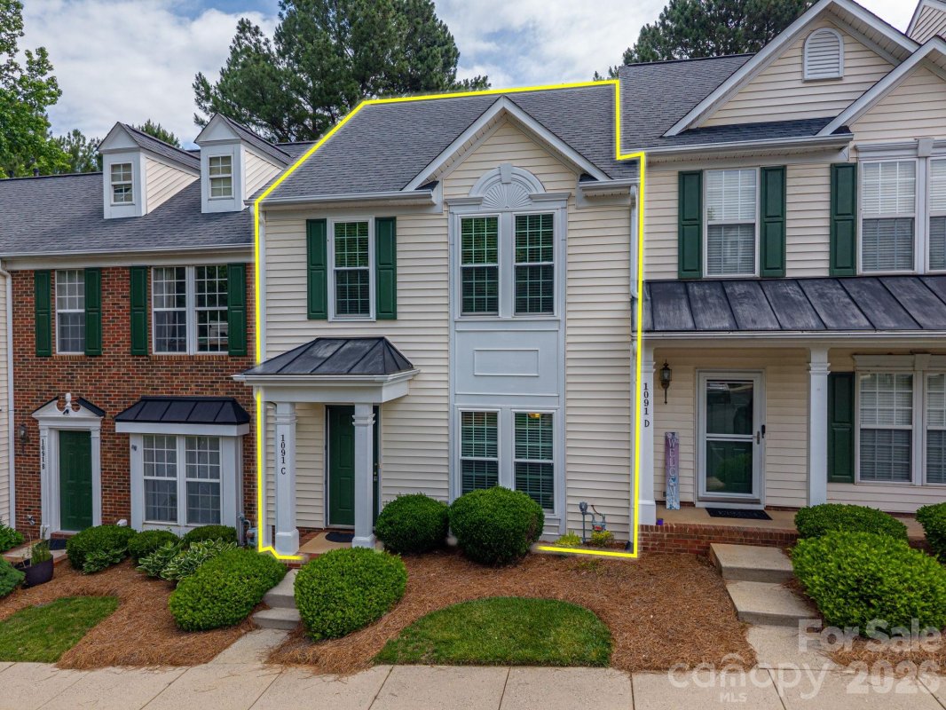 1091 Cramerton Village Drive
