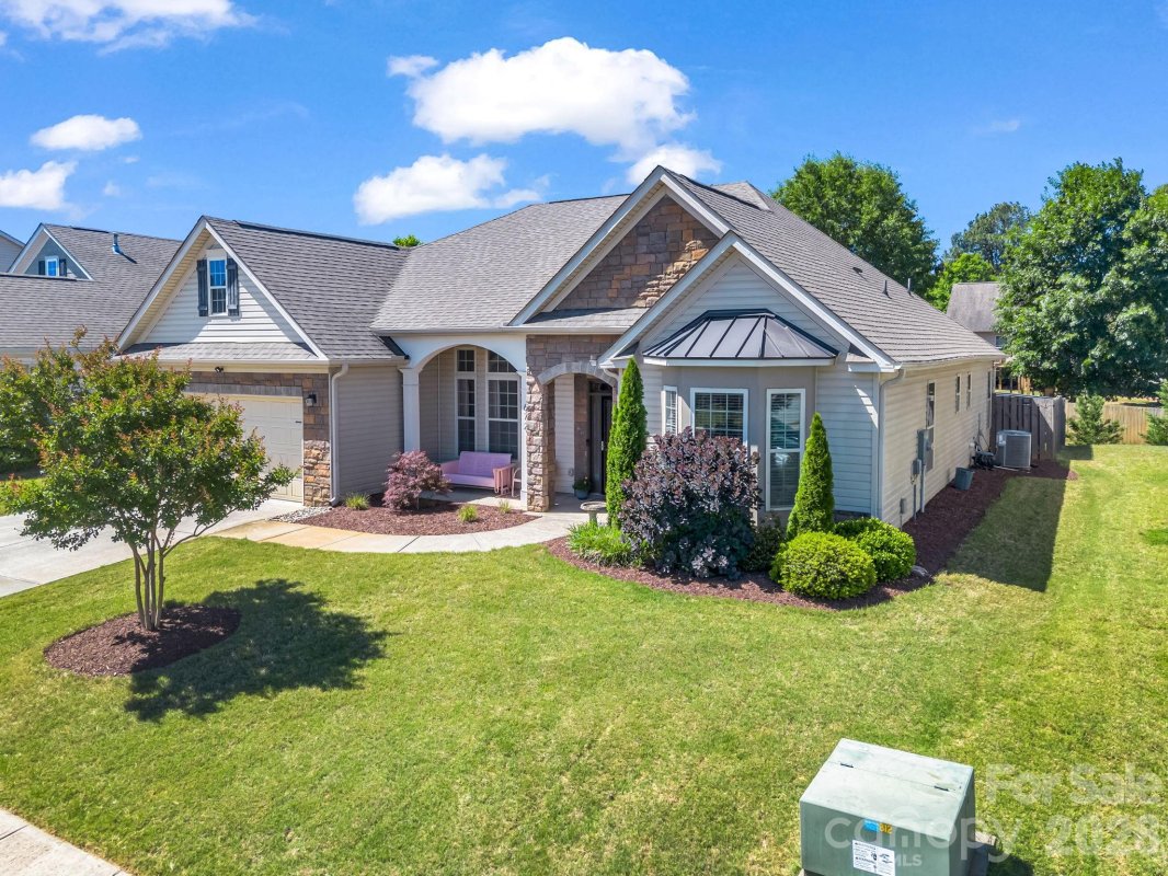 672 Ridgeville Crossing Drive