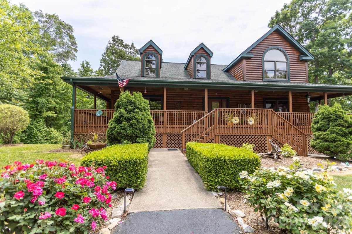 110 Mountain Crest Drive