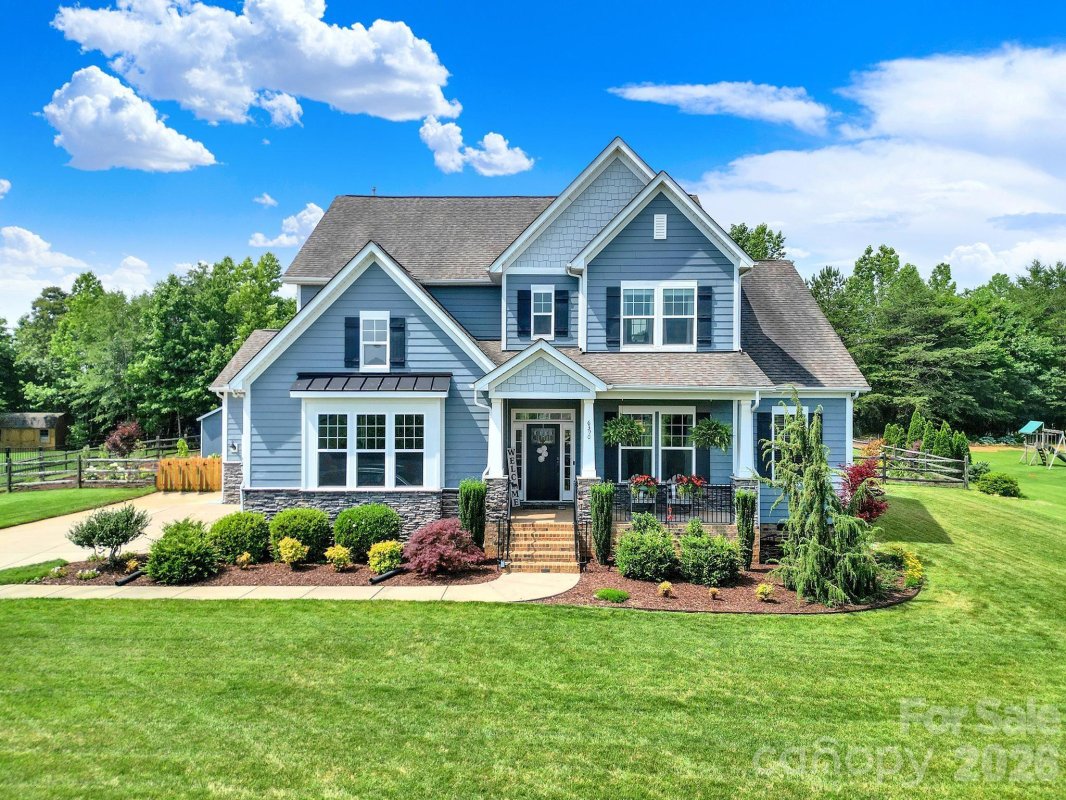 6390 Willow Farm Drive