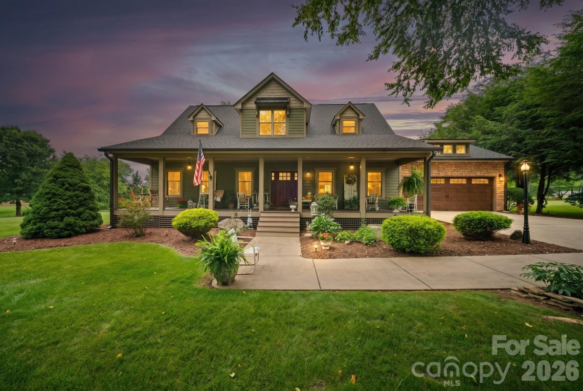 98 Garden Lane