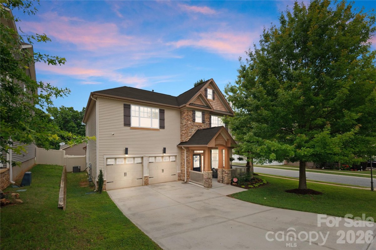 7202 Toxaway Lane