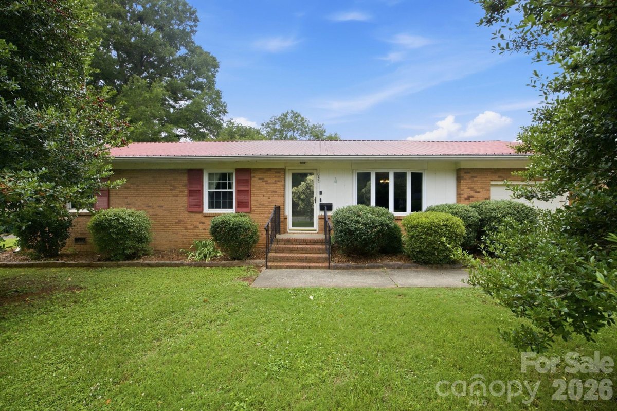 635 Fieldstone Road