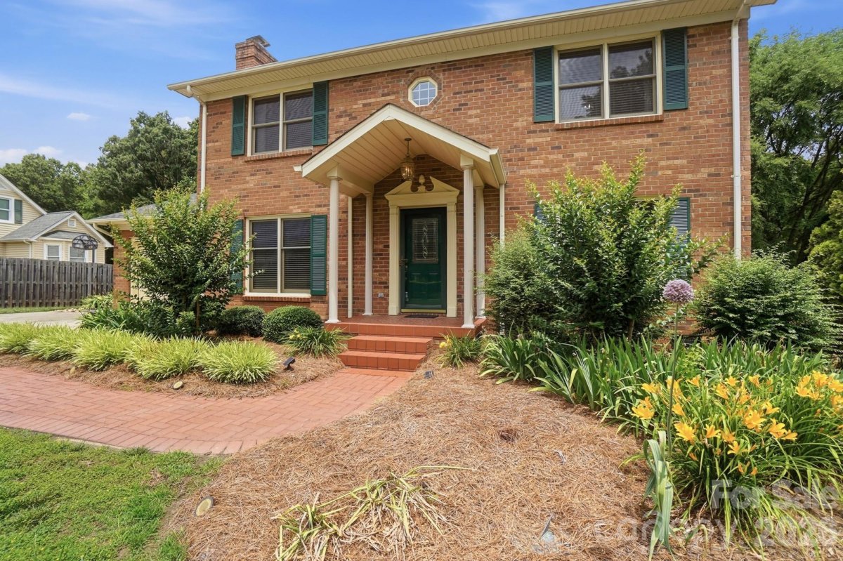 804 Mcgregor Drive
