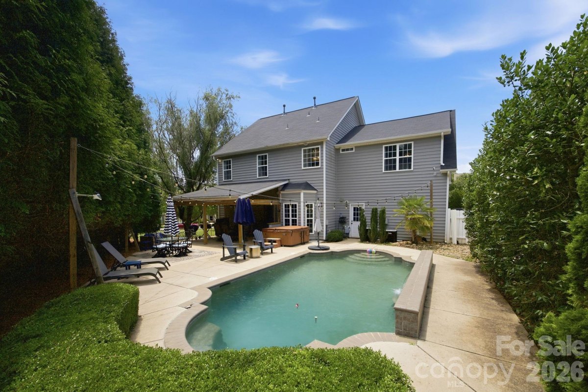 120 Louden Drive