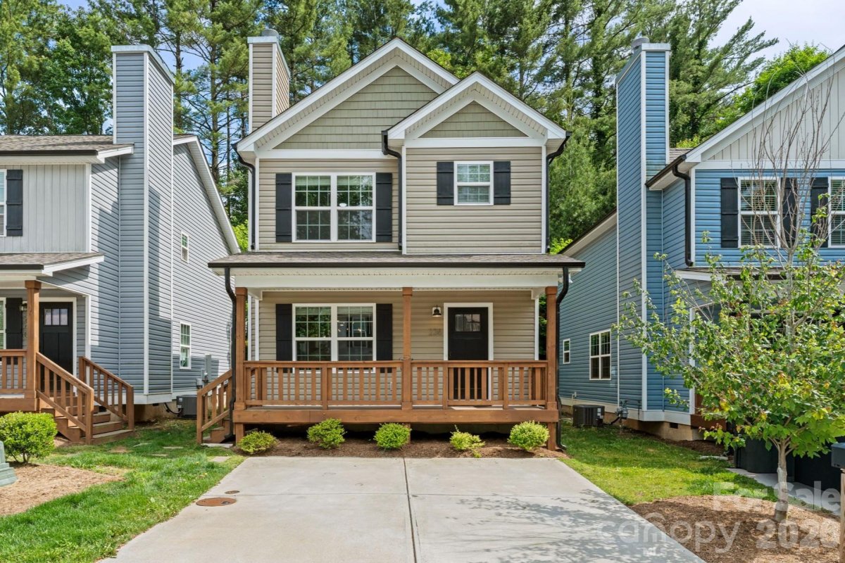 236 Stratford Lane