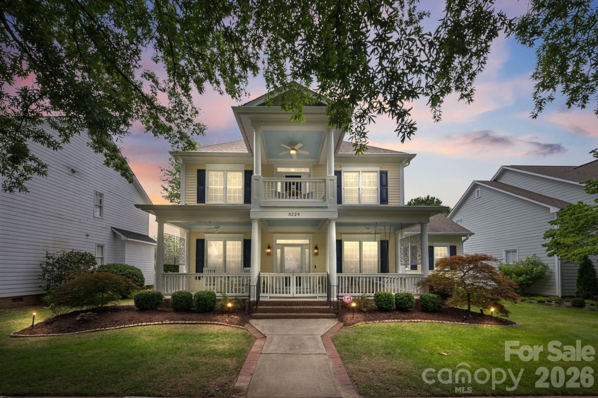 3229 Colonel Springs Way