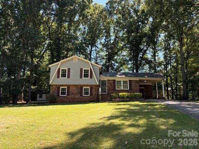 4617 Oakwood Circle