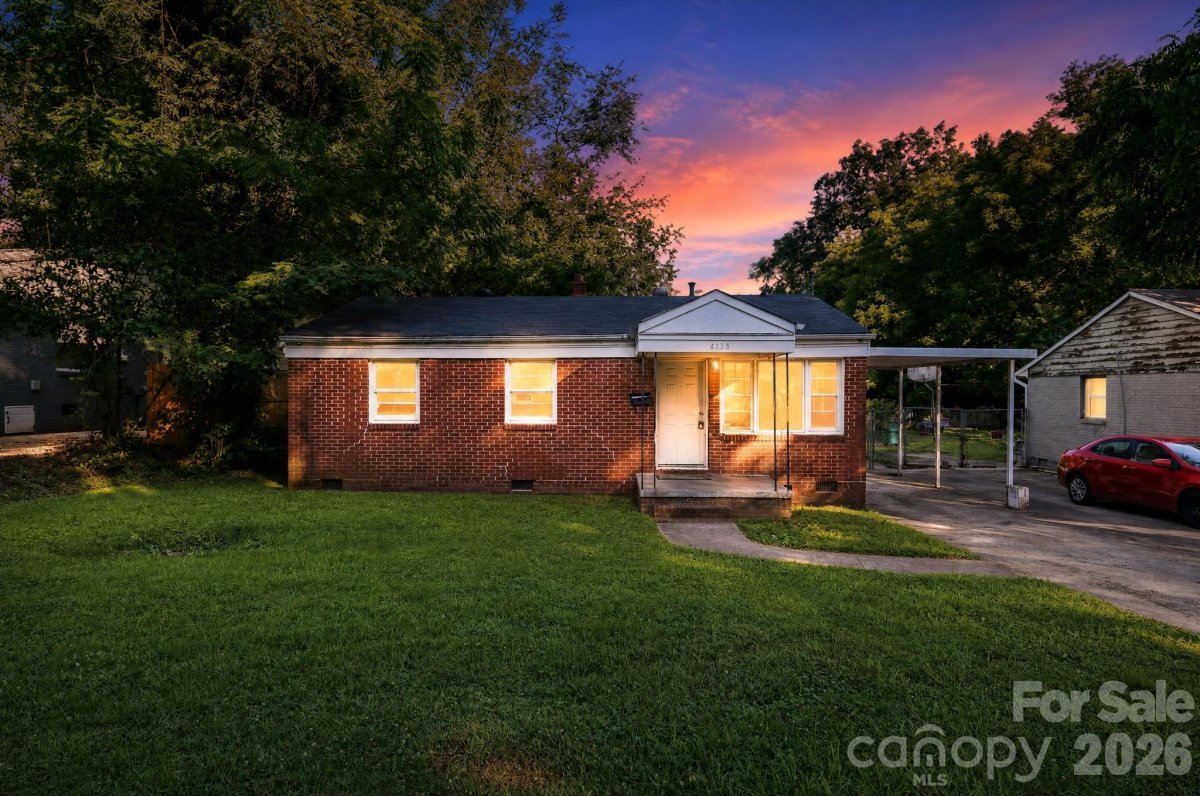 2505 Druid Hills Way