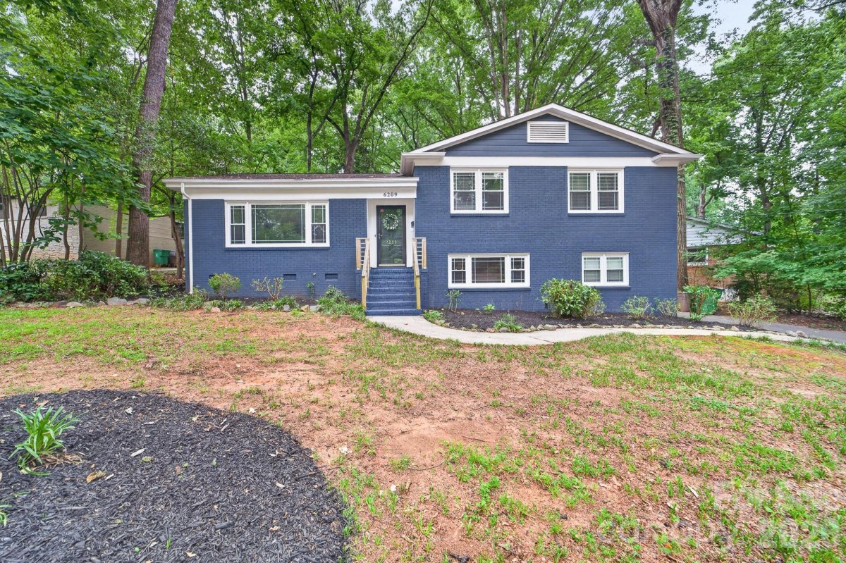 6209 Candlewood Drive