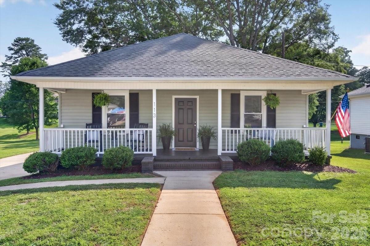 113 Pleasant Street