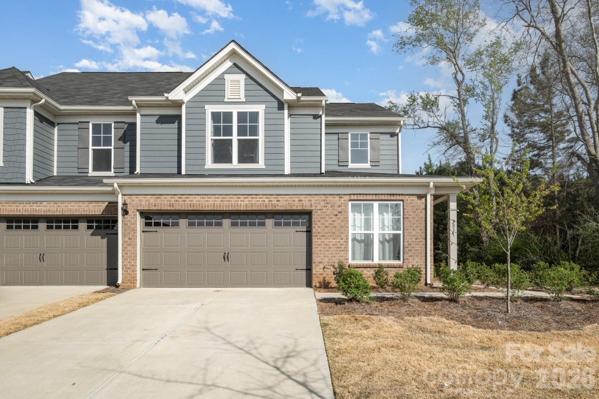 9031 Odell Corners Boulevard
