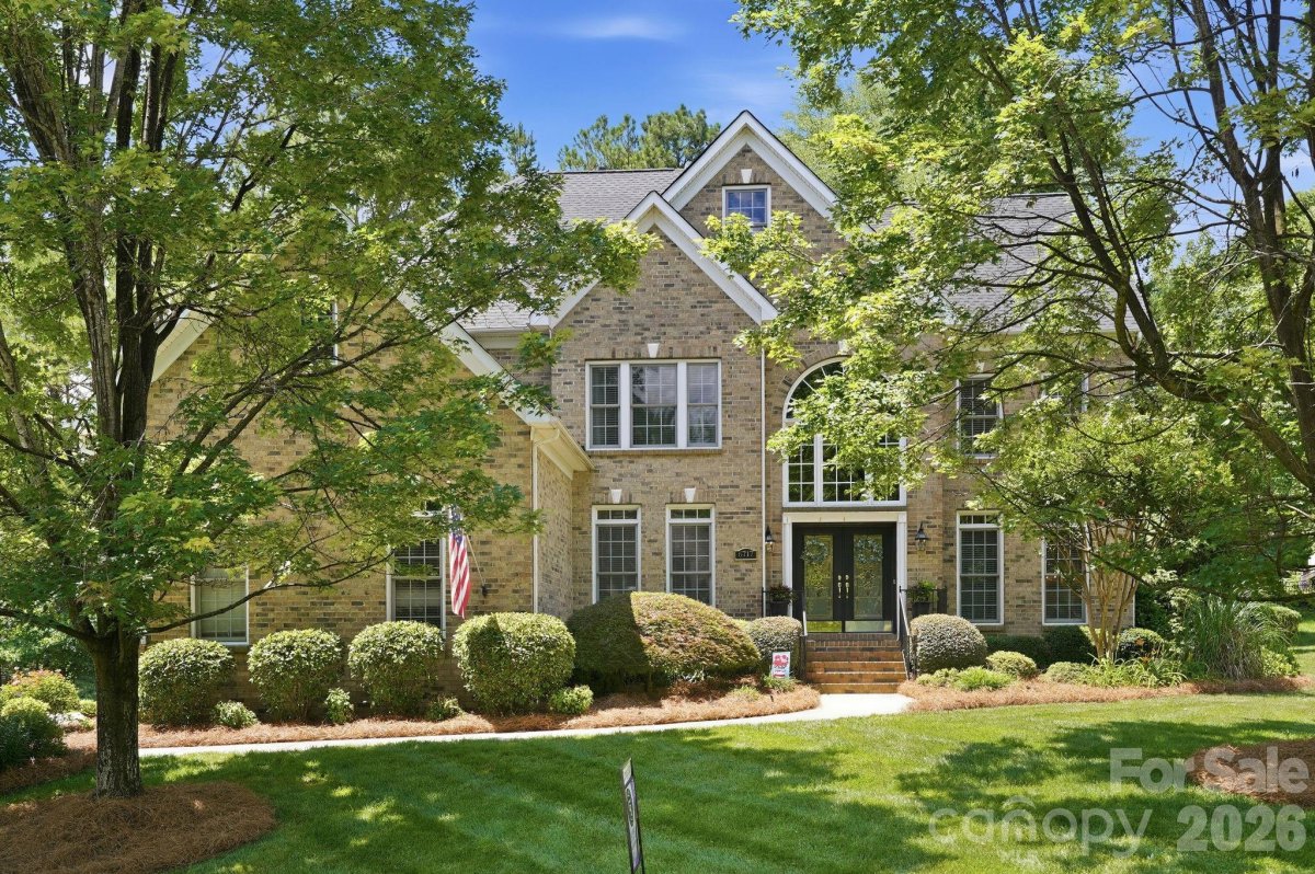 6717 Wesley Glen Drive