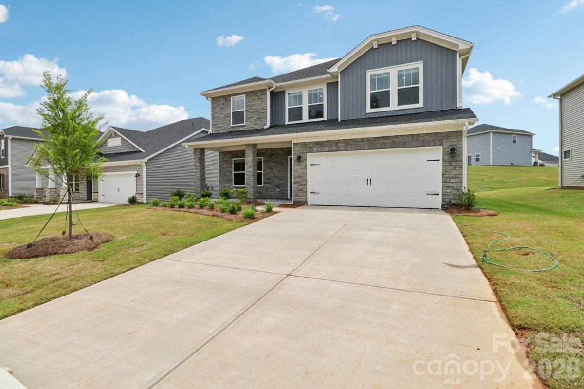 104 Frontiersman Drive